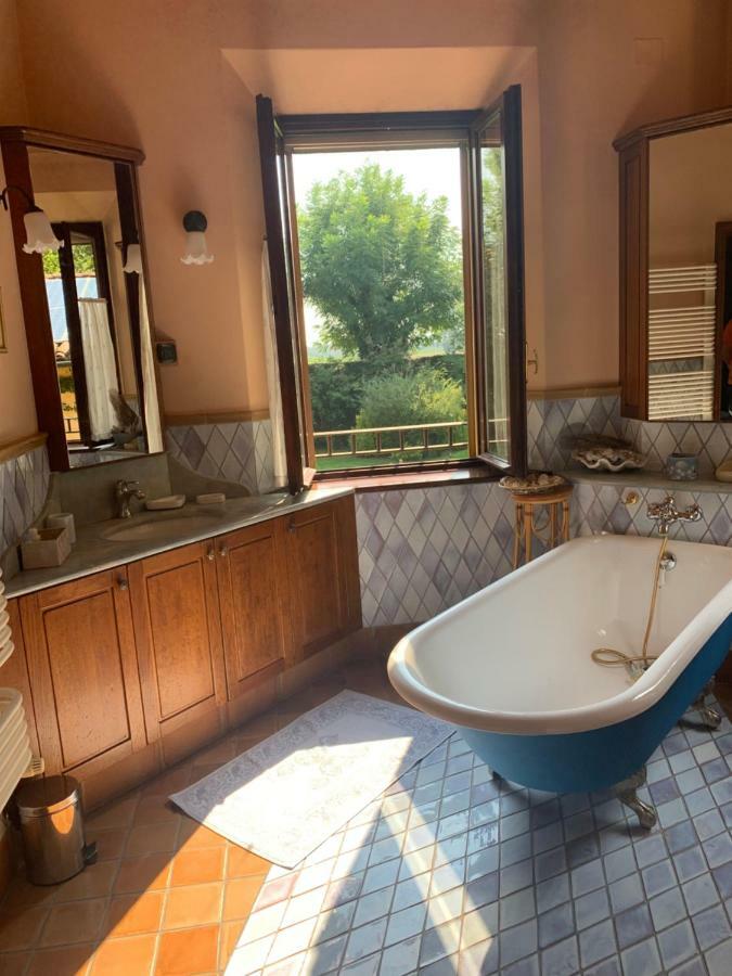 Da Maxim Hotel Карпи Екстериор снимка