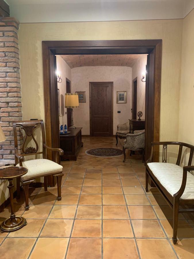 Da Maxim Hotel Карпи Екстериор снимка