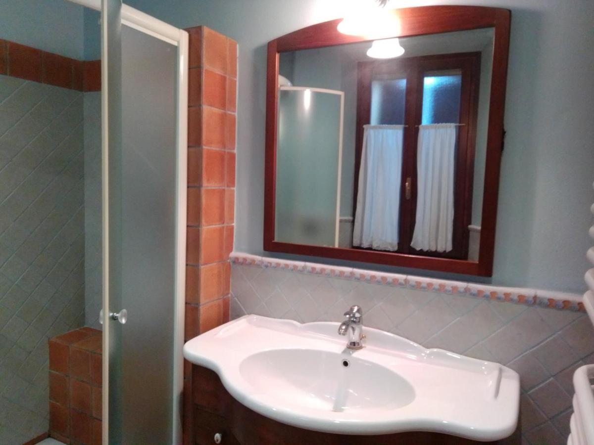 Da Maxim Hotel Карпи Екстериор снимка
